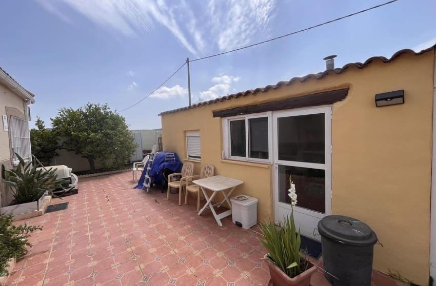 3 makuuhuone Maalaistalo myytävänä paikassa Fortuna mukana uima-altaan - 275 000 € (Ref: 9601542)