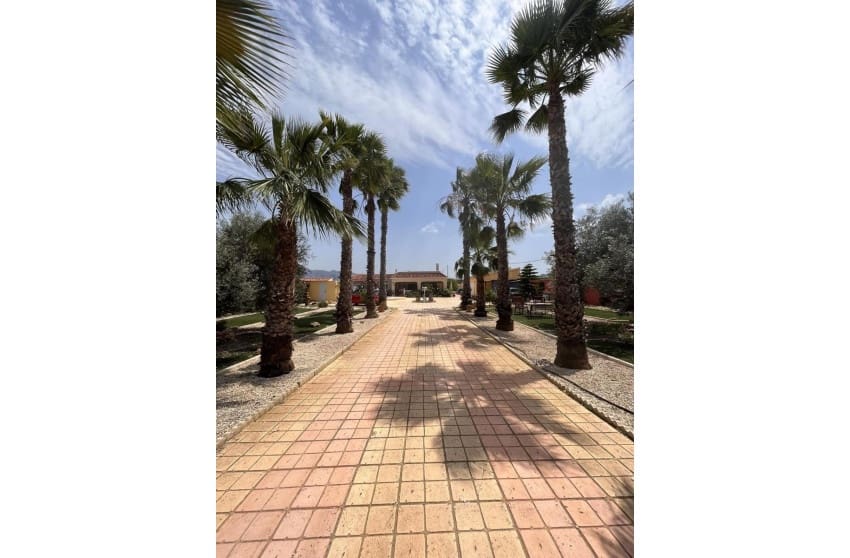 3 makuuhuone Maalaistalo myytävänä paikassa Fortuna mukana uima-altaan - 275 000 € (Ref: 9601542)