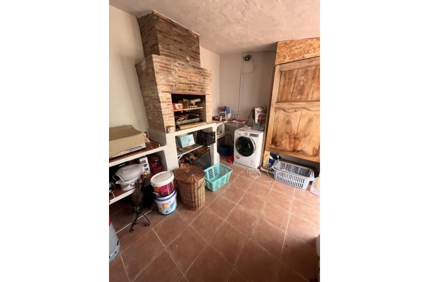 3 makuuhuone Maalaistalo myytävänä paikassa Fortuna mukana uima-altaan - 275 000 € (Ref: 9601542)