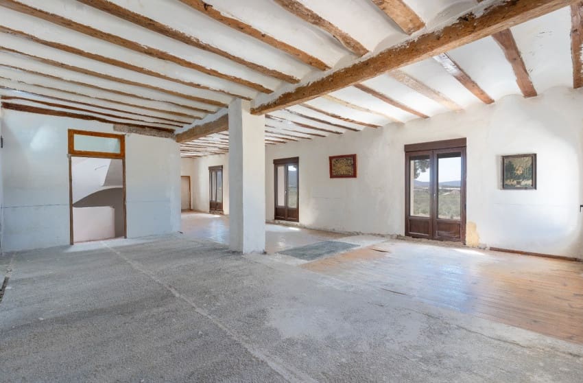 12 makuuhuone Maalaistalo myytävänä paikassa Castalla mukana uima-altaan - 799 000 € (Ref: 9601543)