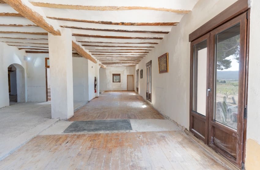 12 makuuhuone Maalaistalo myytävänä paikassa Castalla mukana uima-altaan - 799 000 € (Ref: 9601543)