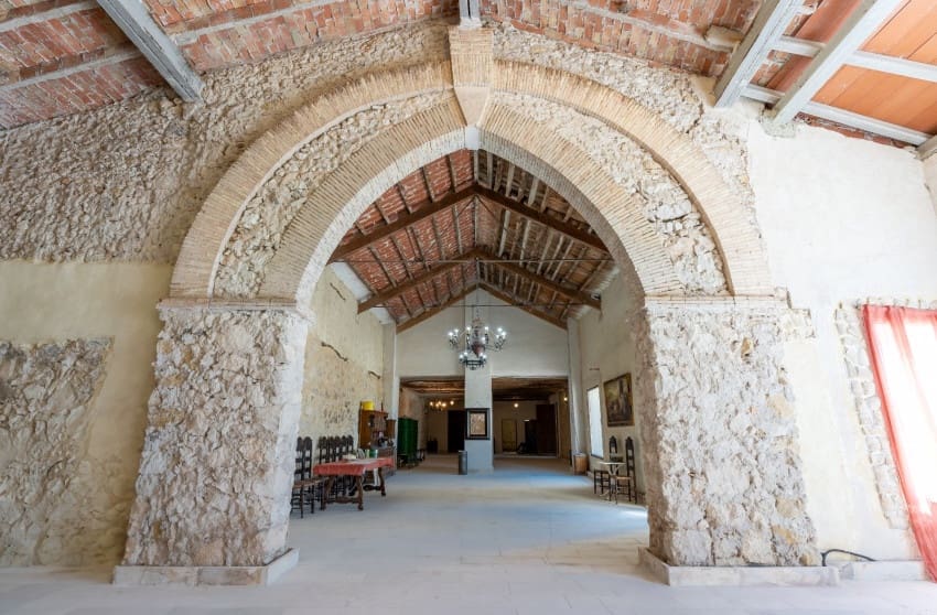 12 makuuhuone Maalaistalo myytävänä paikassa Castalla mukana uima-altaan - 799 000 € (Ref: 9601543)