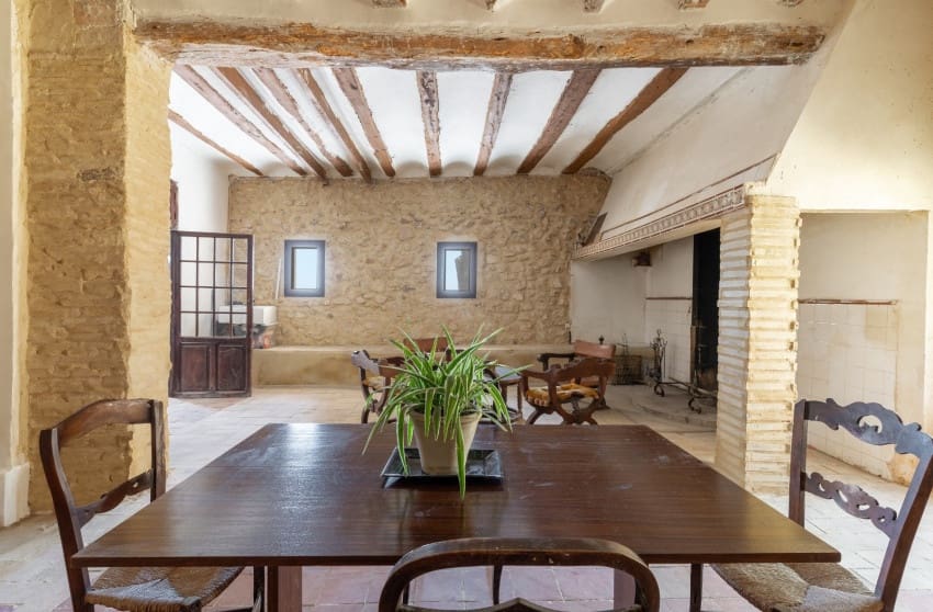 12 makuuhuone Maalaistalo myytävänä paikassa Castalla mukana uima-altaan - 799 000 € (Ref: 9601543)