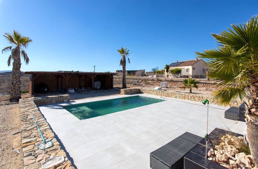 4 bedroom Villa for sale in Pinoso with pool - € 478,000 (Ref: 9601544)