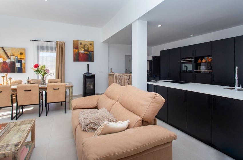 4 bedroom Villa for sale in Pinoso with pool - € 478,000 (Ref: 9601544)