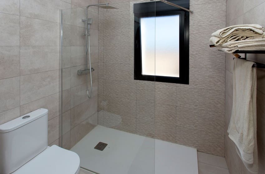 4 bedroom Villa for sale in Pinoso with pool - € 478,000 (Ref: 9601544)