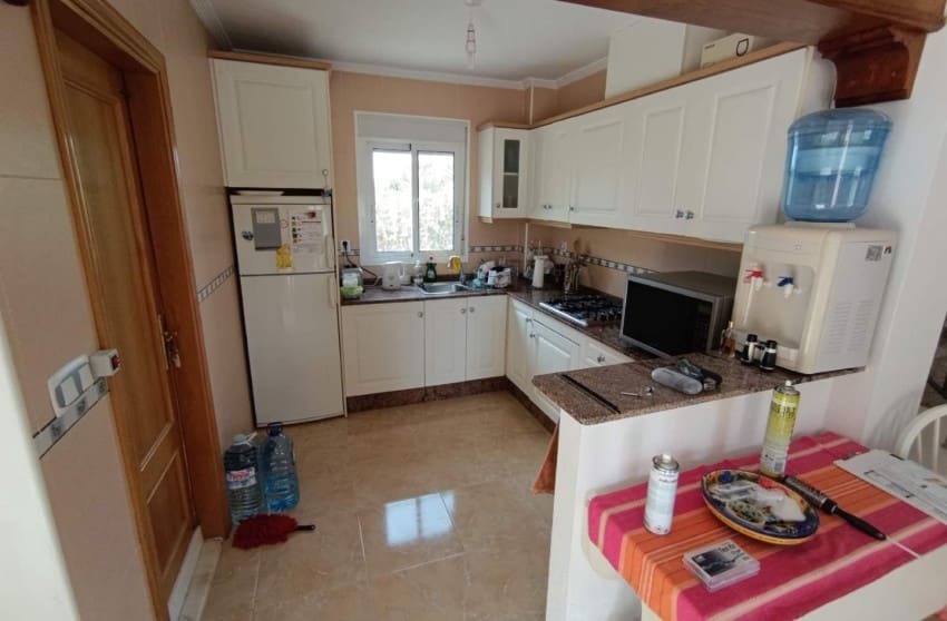 3 slaapkamer Villa te koop in Hondon de las Nieves met zwembad garage - € 260.000 (Ref: 9635141)