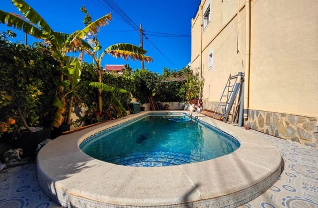 4 slaapkamer Huis te koop in San Miguel de Salinas met zwembad - € 195.995 (Ref: 9645612)