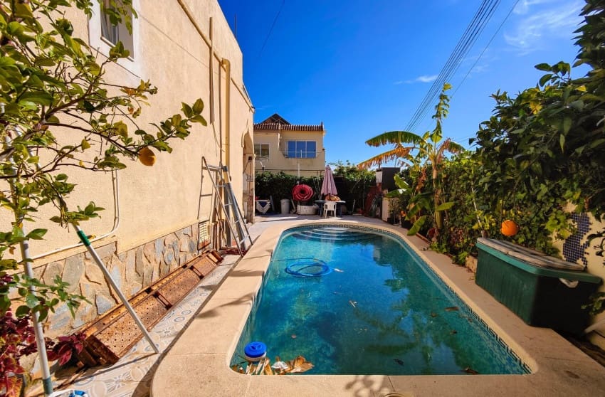 4 slaapkamer Huis te koop in San Miguel de Salinas met zwembad - € 195.995 (Ref: 9645612)