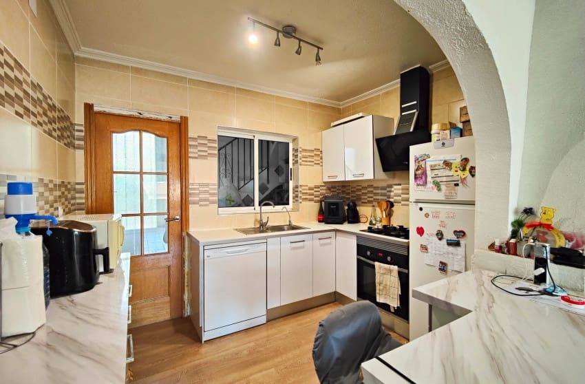 4 slaapkamer Huis te koop in San Miguel de Salinas met zwembad - € 195.995 (Ref: 9645612)