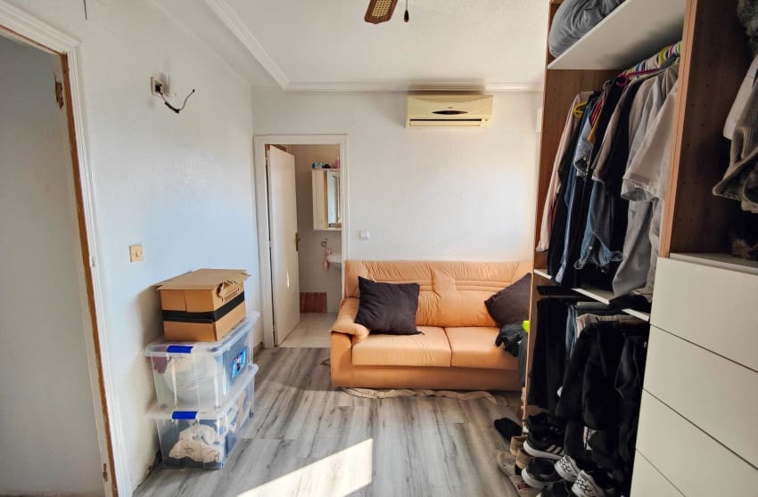 4 slaapkamer Huis te koop in San Miguel de Salinas met zwembad - € 195.995 (Ref: 9645612)