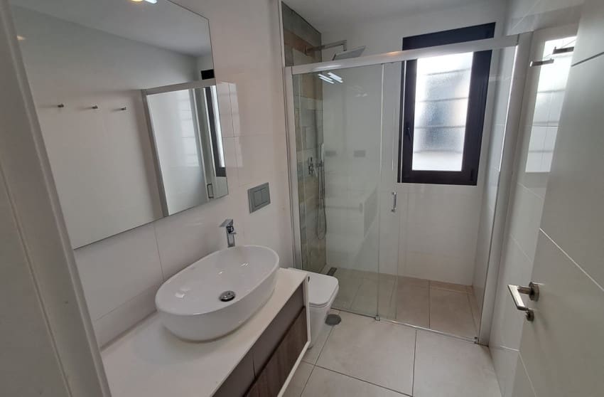 3 bedroom Villa for sale in Cabo Roig with pool - € 360,000 (Ref: 9645614)