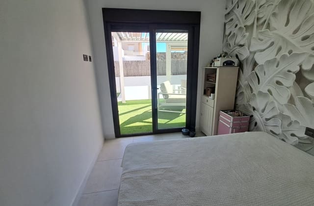 3 bedroom Villa for sale in Cabo Roig, Orihuela with pool - € 360,000 (Ref: 9645614)