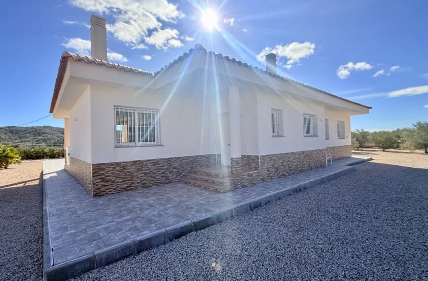 3 bedroom Villa for sale in Macisvenda with pool - € 374,950 (Ref: 9645615)