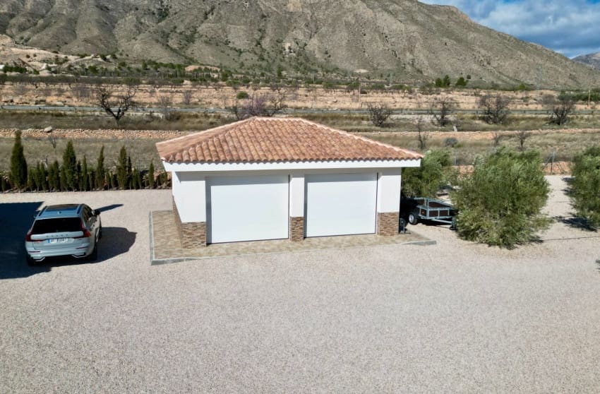 3 bedroom Villa for sale in Macisvenda with pool - € 374,950 (Ref: 9645615)