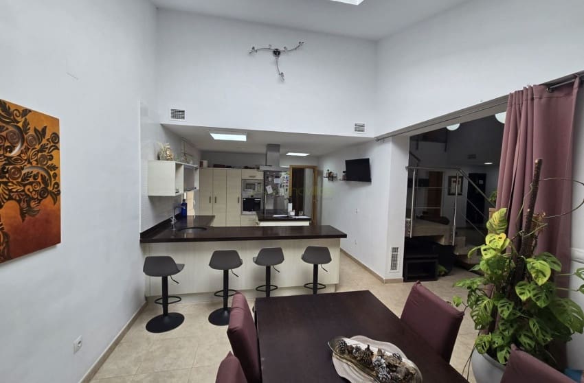 4 chambre Villa/Maison à vendre à Salinas avec piscine - 340 000 € (Ref: 9645616)