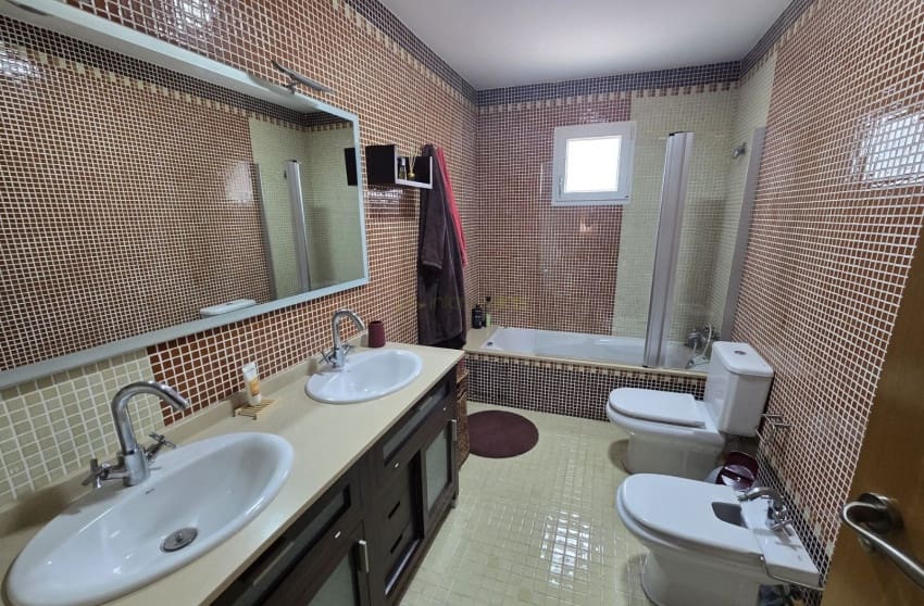 4 chambre Villa/Maison à vendre à Salinas avec piscine - 340 000 € (Ref: 9645616)