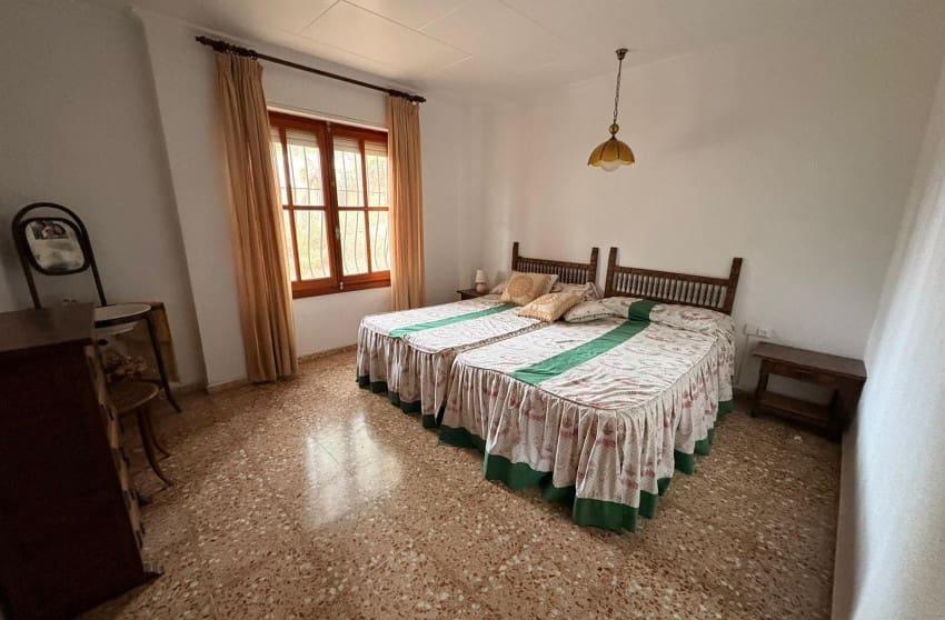 4 sypialnia Willa na sprzedaż w Sax z basenem - 315 000 € (Ref: 9645617)