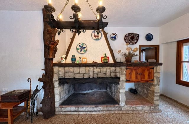 4 sypialnia Willa na sprzedaż w Sax z basenem - 315 000 € (Ref: 9645617)