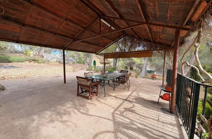 4 sypialnia Willa na sprzedaż w Sax z basenem - 315 000 € (Ref: 9645617)