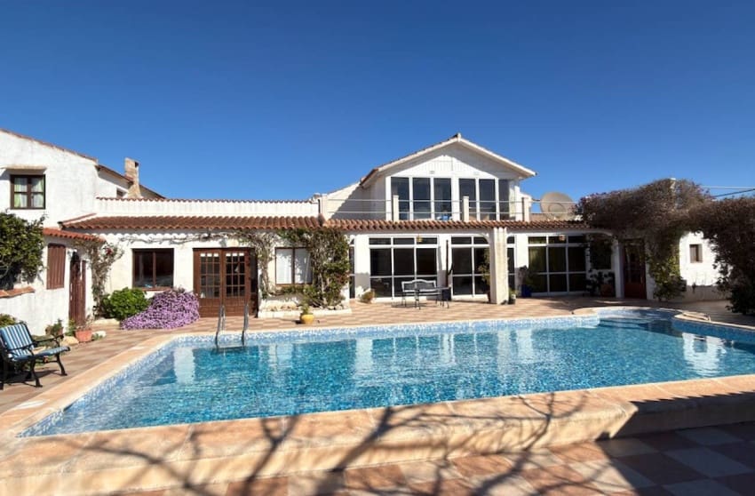 6 chambre Finca/Maison de Campagne à vendre à Rojales avec piscine - 350 000 € (Ref: 9645621)