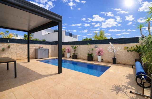 3 quarto Moradia para venda em Benijófar com piscina - 399 950 € (Ref: 9676497)