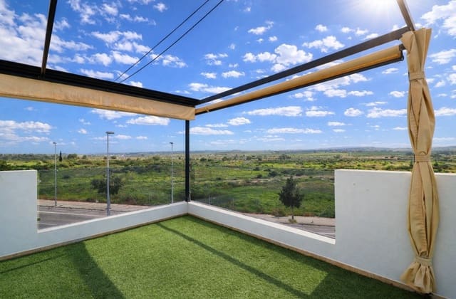 3 quarto Moradia para venda em Benijófar com piscina - 399 950 € (Ref: 9676497)