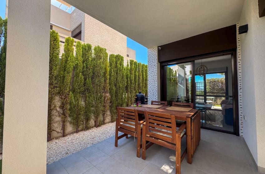 Casa de 2 habitaciones en Algorfa en venta con piscina - 249.500 € (Ref: 9676498)