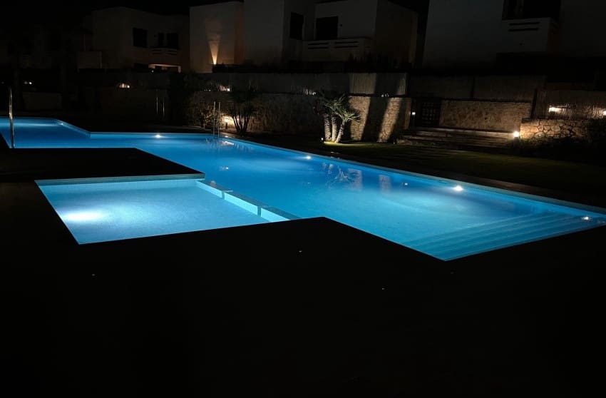 Casa de 2 habitaciones en Algorfa en venta con piscina - 249.500 € (Ref: 9676498)