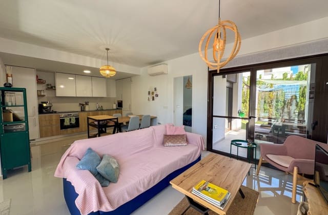 Casa de 2 habitaciones en Algorfa en venta con piscina - 249.500 € (Ref: 9676498)