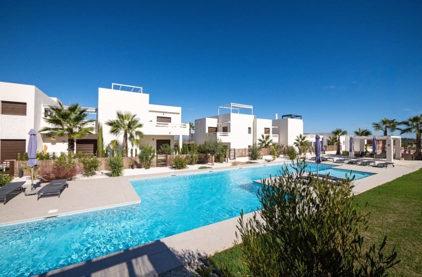 Casa de 2 habitaciones en Algorfa en venta con piscina - 249.500 € (Ref: 9676498)