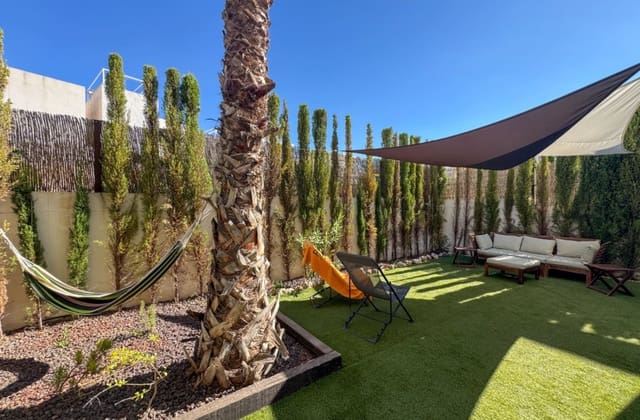 Casa de 2 habitaciones en Algorfa en venta con piscina - 249.500 € (Ref: 9676498)