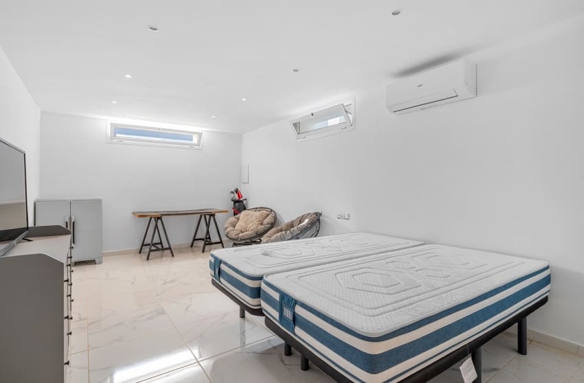 Chalet de 5 habitaciones en Ciudad Quesada en venta con piscina - 498.000 € (Ref: 9676500)