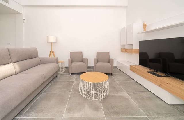 3 soverom Villa til salgs i Daya Nueva med svømmebasseng - € 375 000 (Ref: 9676504)