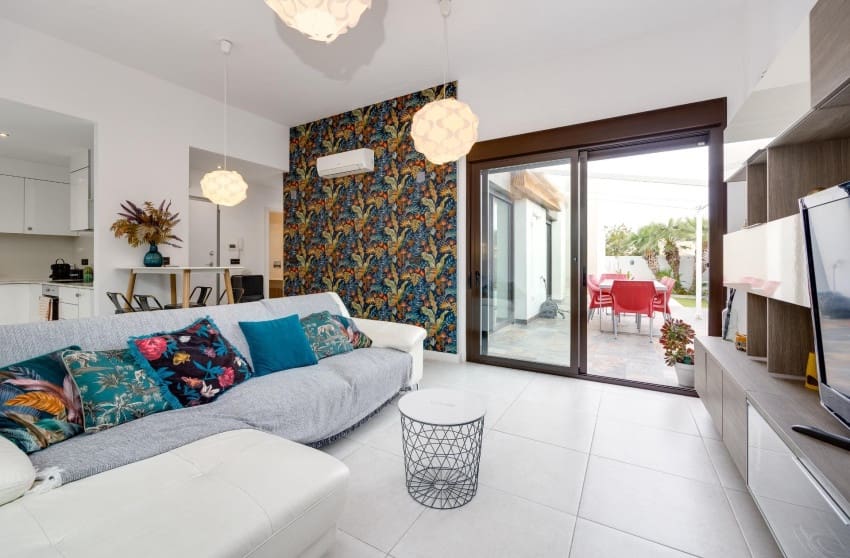 2 slaapkamer Huis te koop in Orihuela Costa met zwembad - € 349.000 (Ref: 9700281)