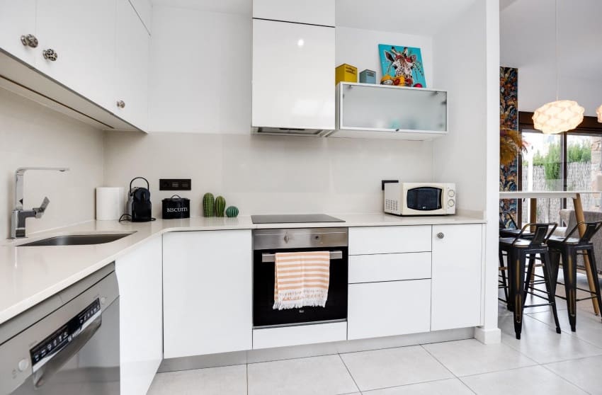 2 slaapkamer Huis te koop in Orihuela Costa met zwembad - € 349.000 (Ref: 9700281)