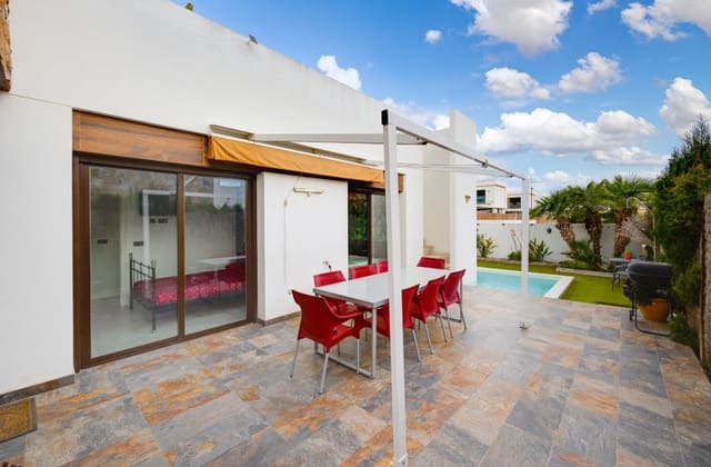 2 slaapkamer Huis te koop in Lomas de Cabo Roig - Los Dolses, Orihuela met zwembad - € 349.000 (Ref: 9700281)