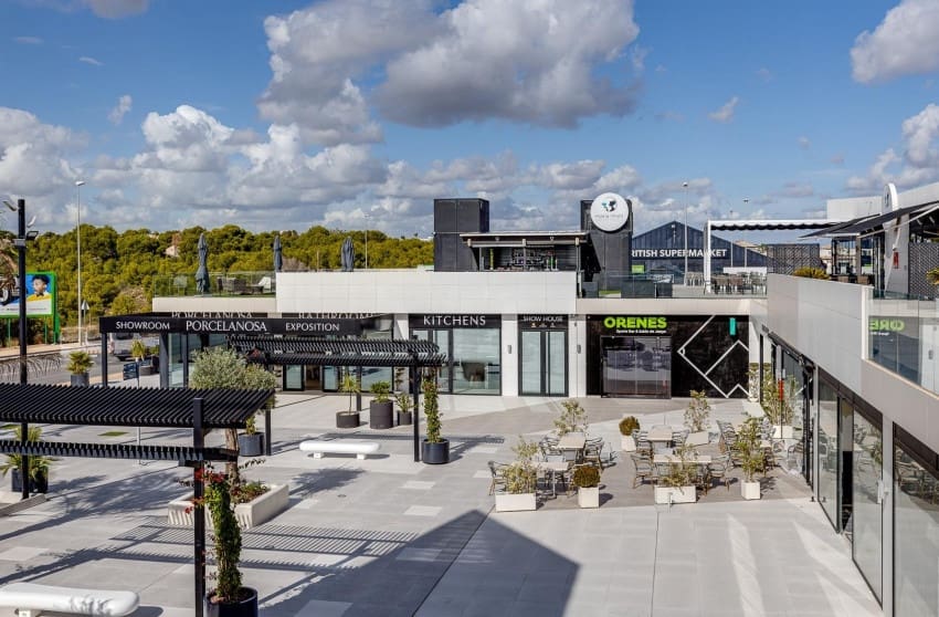 2 slaapkamer Huis te koop in Orihuela Costa met zwembad - € 349.000 (Ref: 9700281)