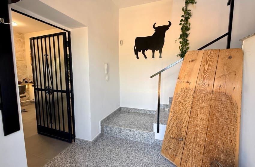 Chalet de 7 habitaciones en Hondón de las Nieves en venta con piscina - 725.000 € (Ref: 9700282)