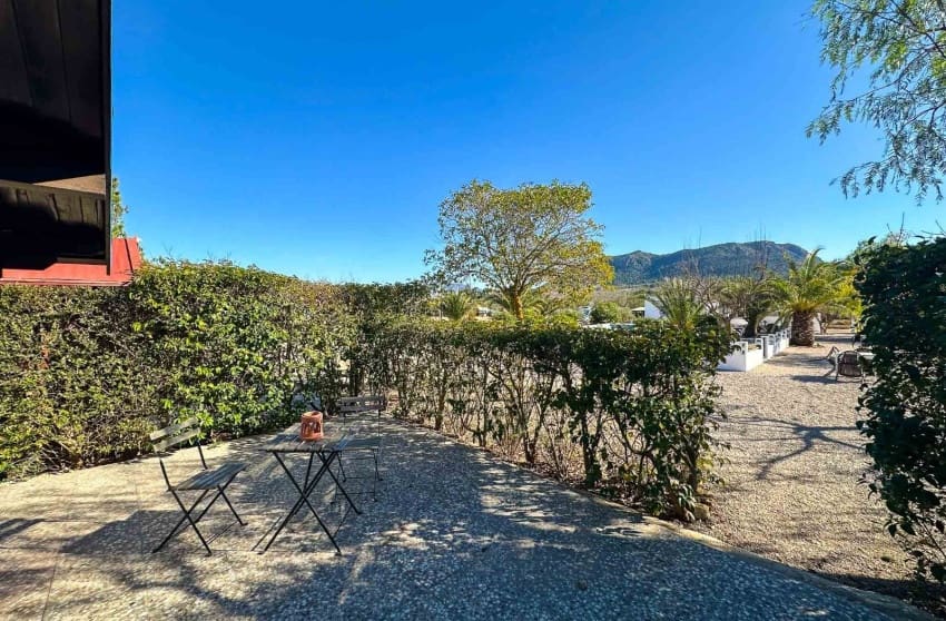 5 bedroom Villa for sale in Sax with pool garage - € 484,950 (Ref: 9700285)