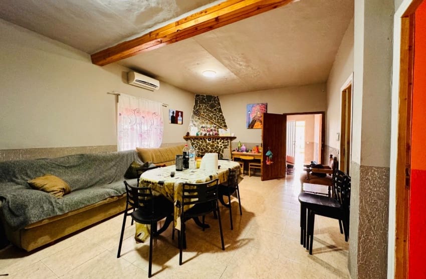 3 bedroom Villa for sale in Monovar / Monover with pool - € 185,000 (Ref: 9700290)