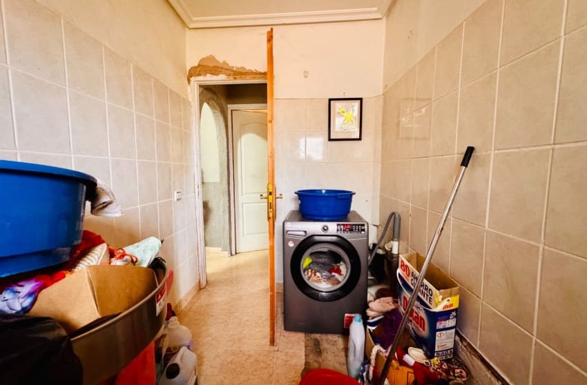 3 bedroom Villa for sale in Monovar / Monover with pool - € 185,000 (Ref: 9700290)