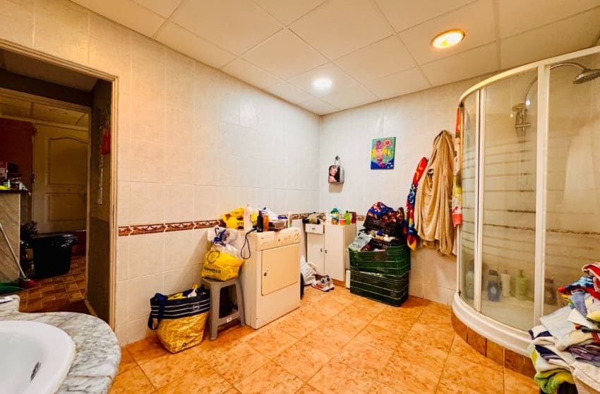 3 bedroom Villa for sale in Monovar / Monover with pool - € 185,000 (Ref: 9700290)