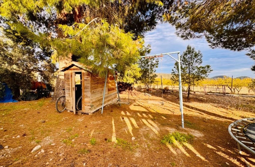 3 bedroom Villa for sale in Monovar / Monover with pool - € 185,000 (Ref: 9700290)