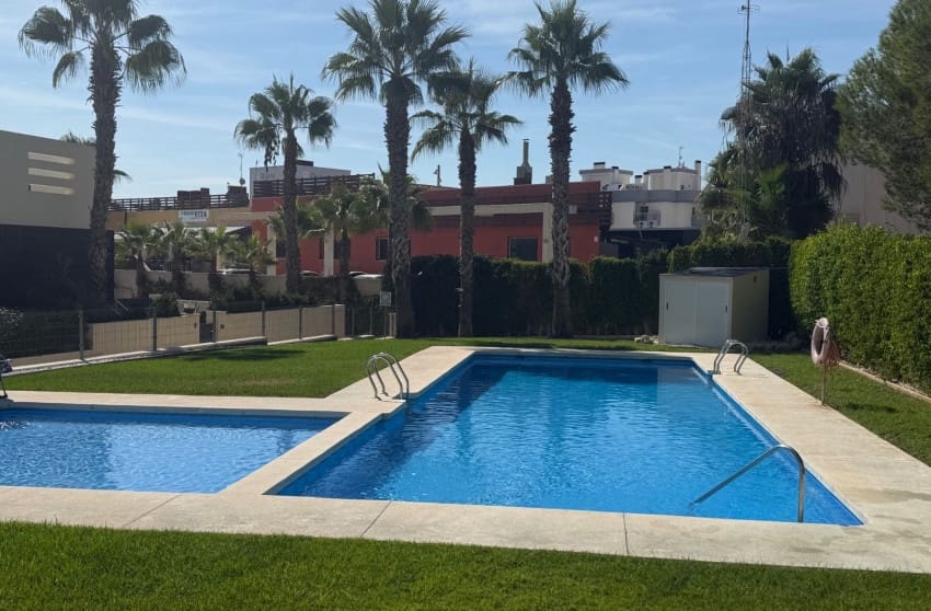 2 bedroom Apartment for sale in Villamartin with pool - € 235,000 (Ref: 9700296)