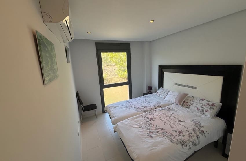 2 bedroom Apartment for sale in Villamartin with pool - € 235,000 (Ref: 9700296)