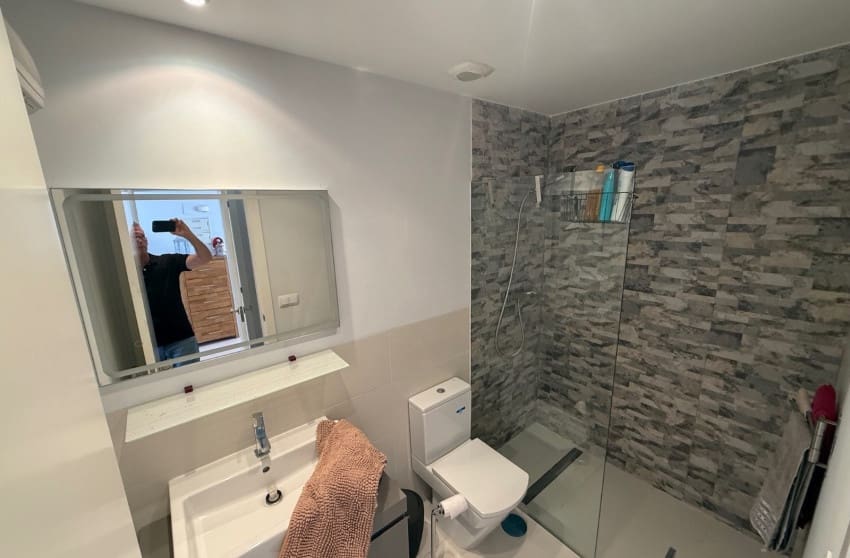 2 bedroom Apartment for sale in Villamartin with pool - € 235,000 (Ref: 9700296)