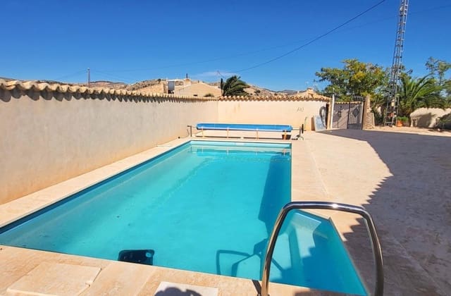 2 bedroom Villa for sale in La Romana with pool - € 275,000 (Ref: 9700297)