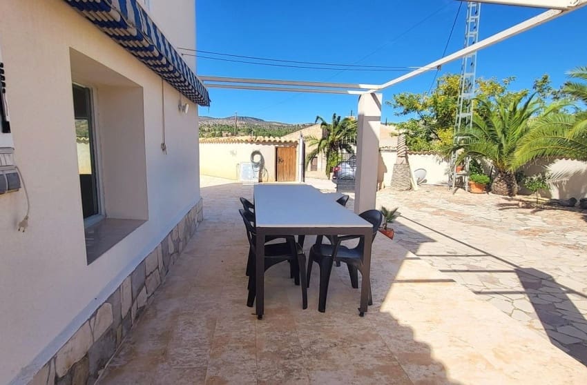 2 soveværelse Villa til salg i La Romana med swimmingpool - € 275.000 (Ref: 9700297)