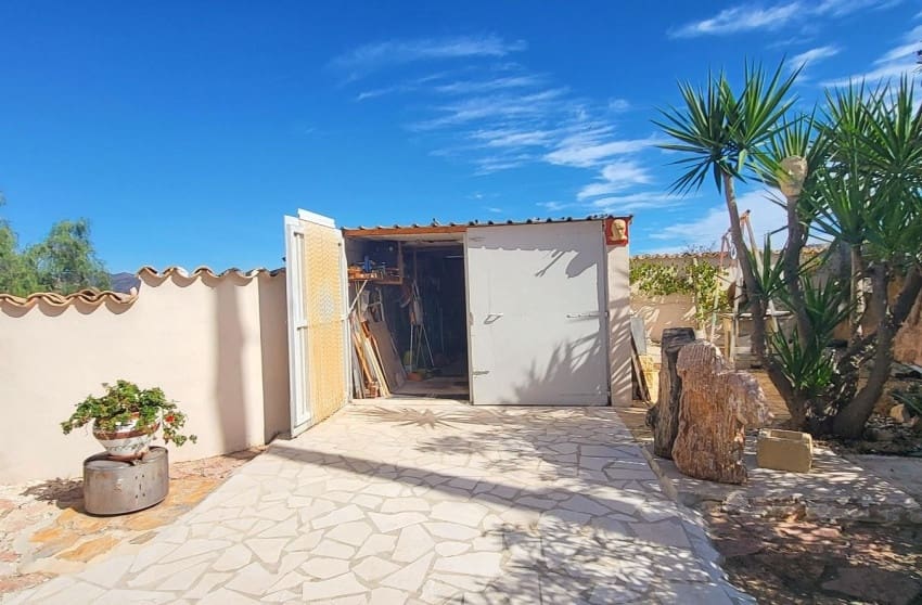 2 soveværelse Villa til salg i La Romana med swimmingpool - € 275.000 (Ref: 9700297)